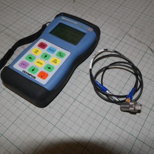 Olympus Panametrics-NDT 35 Ultrasonic Thickness Gage w m202 probe head