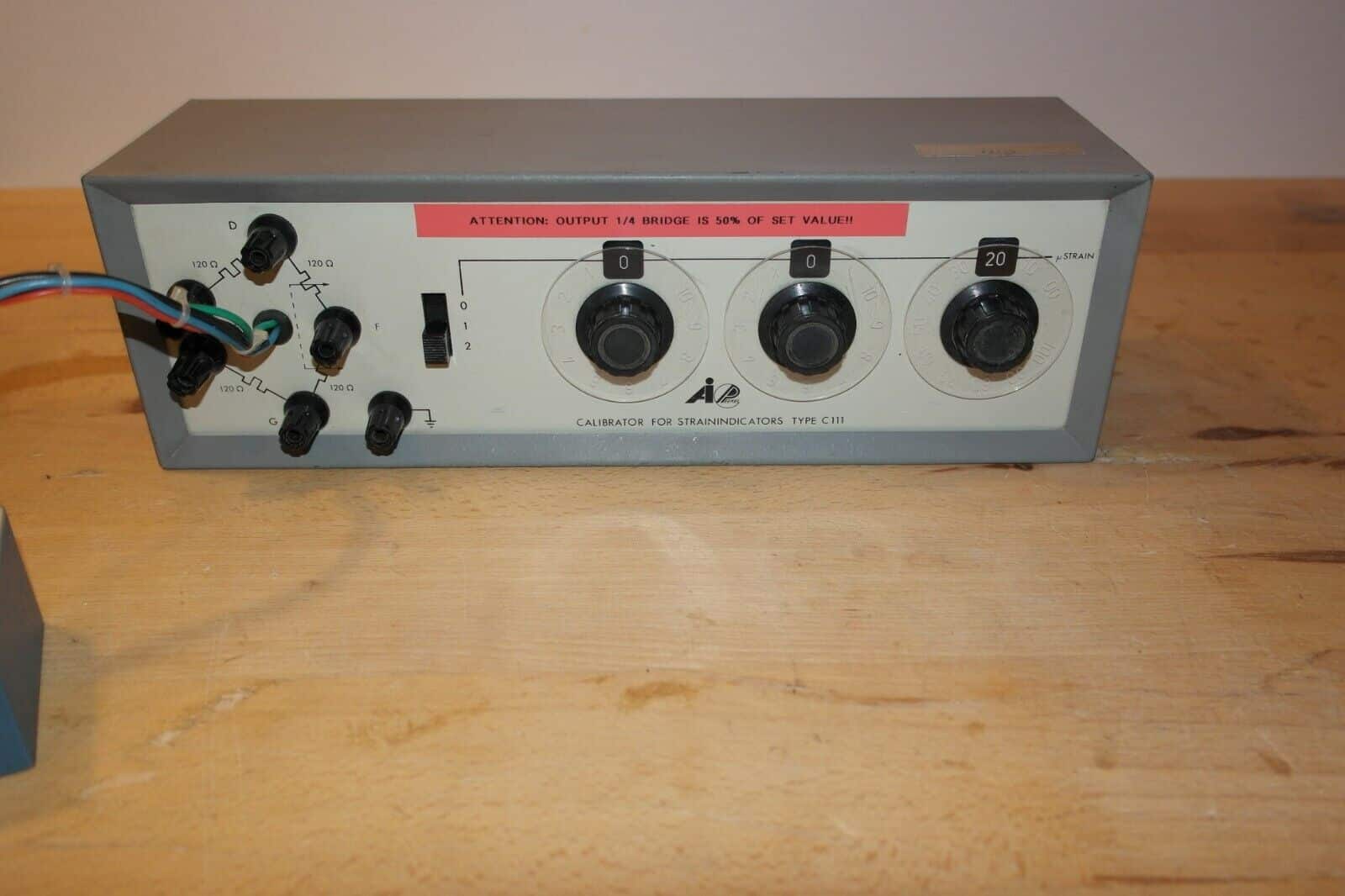 Calibrator for strain indicators Peekel type C 111 - Image 2